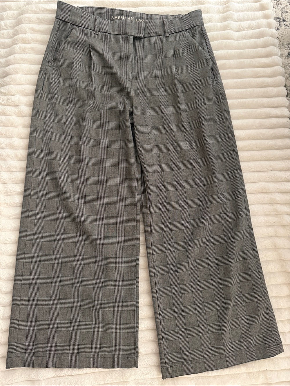 American Eagle Outfitters Gray Plaid Wide-Leg Trousers